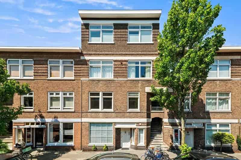 3-kamerappartement Bezuidenhout 60m² gerenoveerd