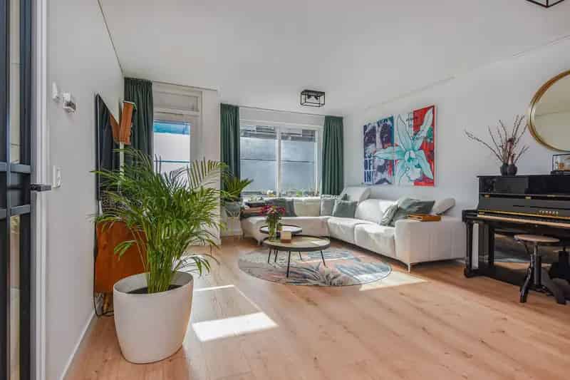 4 Kamer Appartement Den Haag Bezidenhout-West Gerenoveerd