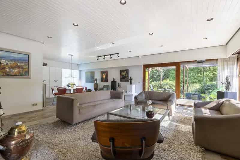 Luxe Villa nabij Doctor Willem Dreespark