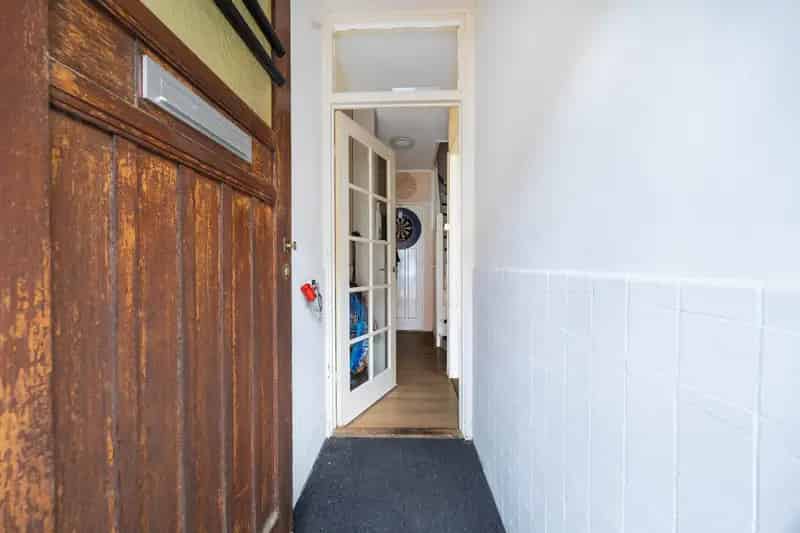5 Slaapkamers Royale 3 Laagse Eengezinswoning Laakkwartier 98m2