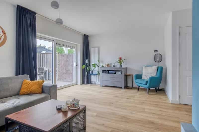 Ruime Tweekapper te Koop Raamsdonksveer 3 slaapkamers Garage