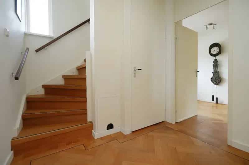 Huis te koop Zoetermeer: Ruime hoekwoning met garage en dakterras