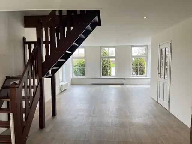 Woonboerderij te Huur Wiuwert 4 Kamers 123m2