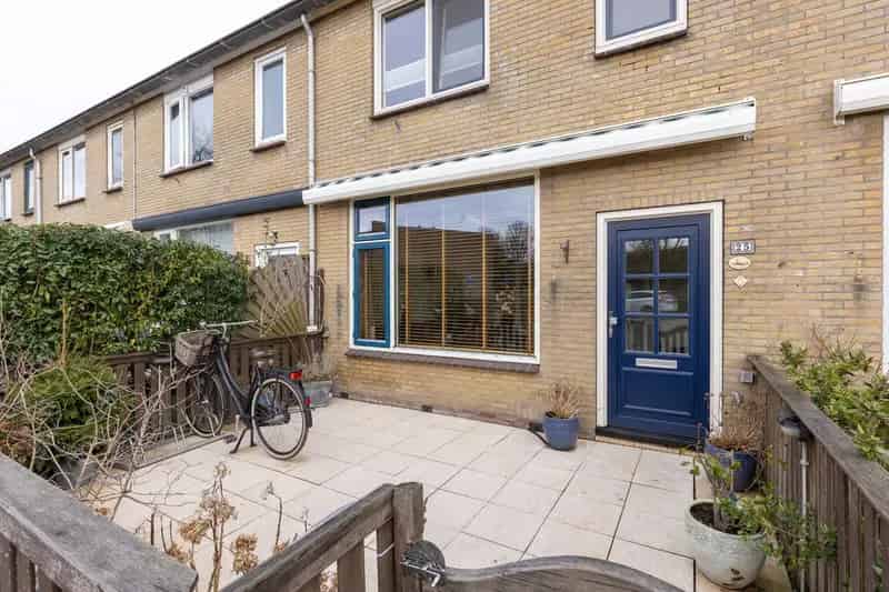 Ruime Tussenwoning 6 Slaapkamers Enkhuizen