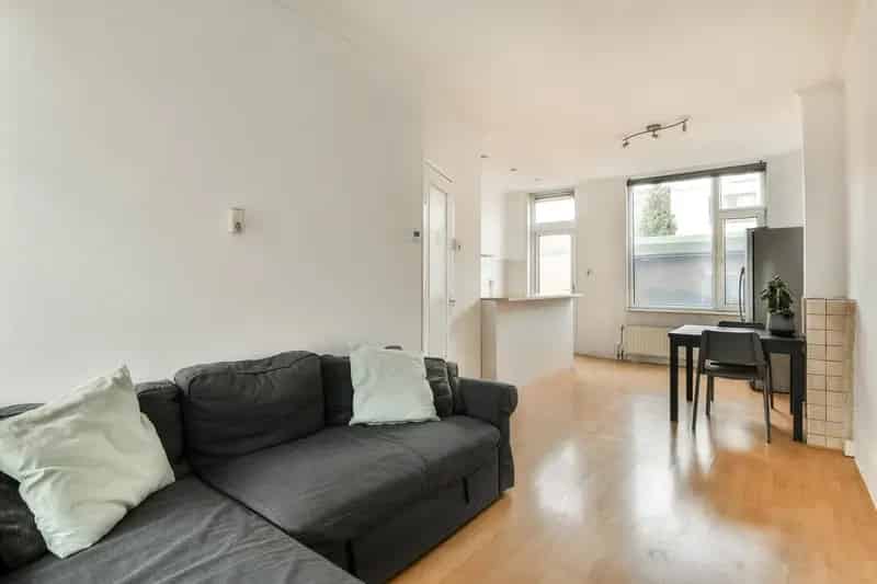 Starterswoning Gouda: 2 slaapkamers, zonnige tuin, nabij voorzieningen