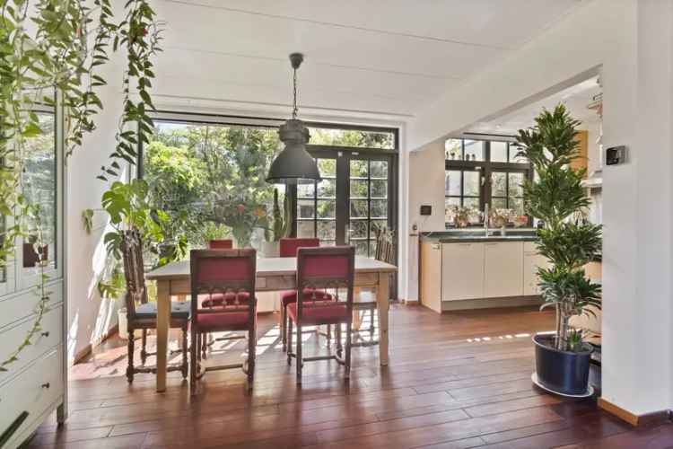 Huis te Koop Amstelveen Kostverloren 5 Slaapkamers Zonnige Tuin