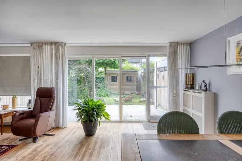 Ruime gezinswoning Duiven 133m2 extra kamer tuin zonnepanelen