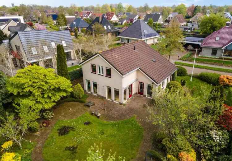 Ruime Vrijstaande Woning Joure 4 Slaapkamers 2 Badkamers