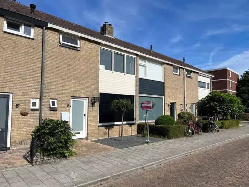 Opgeknapte Eengezinswoning te Huur Almelo