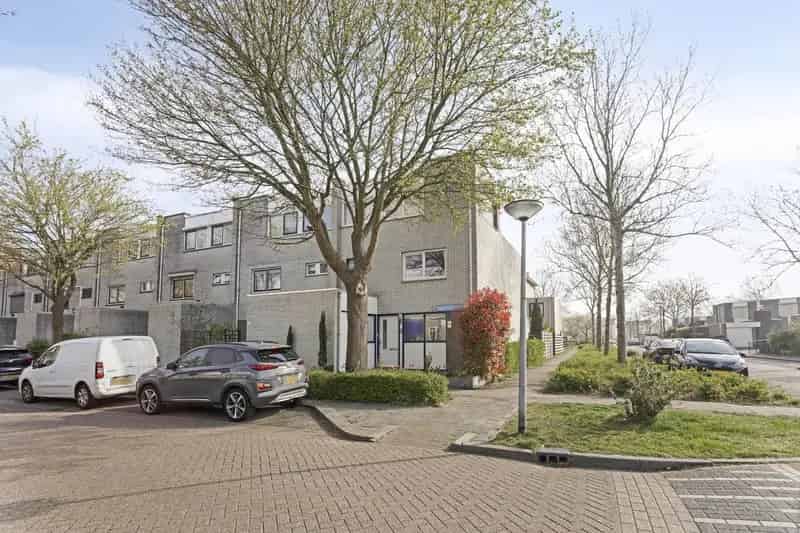 Ruime Hoekwoning Almere Muziekwijk 3 Slaapkamers Grote Tuin