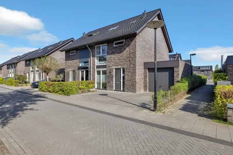 5 Slaapkamers, Grote Garage, Zonnige Tuin - Spikvoorde