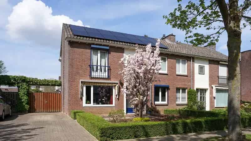Ruime woning te Kluis nabij Geleen 139m2 14 zonnepanelen