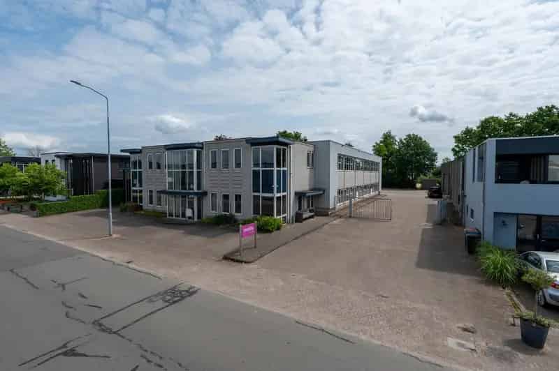 Bedrijfsruimte te Huur Barneveld 1547m²