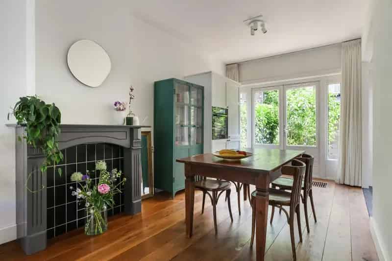 Jaren 30 woning Gouda moderne keuken 3 slaapkamers tuin