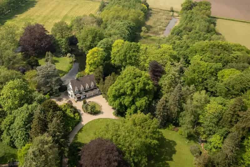 Landgoed Roobrug Diepenveen: Uniek Landhuis 5 Ha