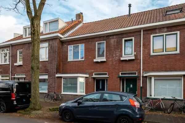 Gemeubileerde gezinswoning Eindhoven 3 slaapkamers stadstuin
