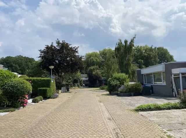 Bungalow te huur Lelystad 4 kamers 122m2