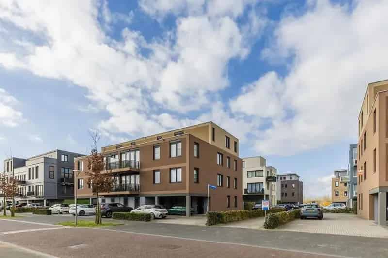 Penthouse te huur nabij water 83m2 2 slaapkamers