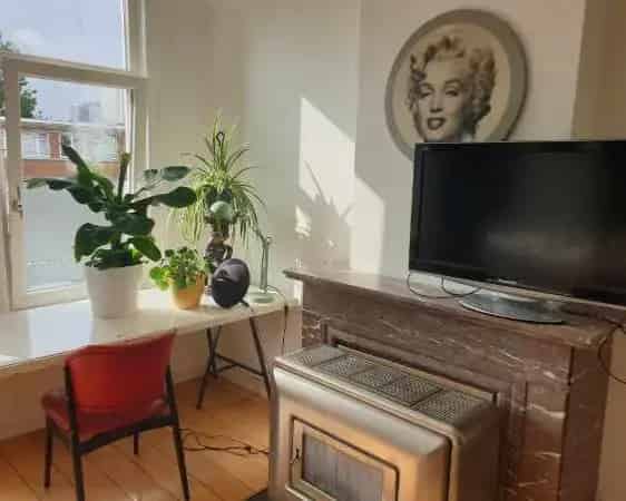 Appartement Charlois Veel Licht Authentieke Details