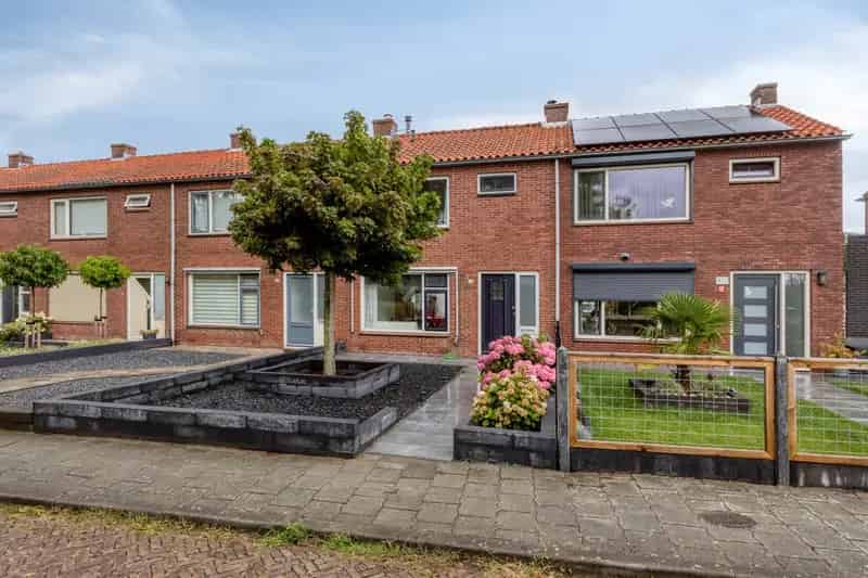 Starterswoning Arnemuiden 3 slaapkamers tuin veranda vrij uitzicht