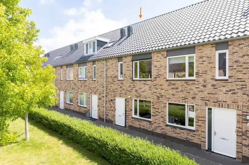 Tussenwoning 4 slaapkamers Merenbuurt Berkel Rodenrijs