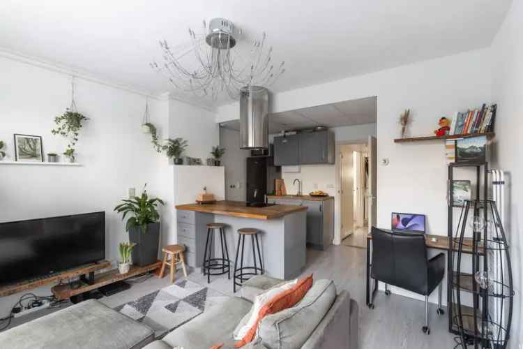 Tweekamerappartement Buitenveldert nabij Zuidas