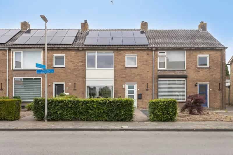 Te Koop: Gezinswoning Drunen 3 slaapkamers Tuin Berging