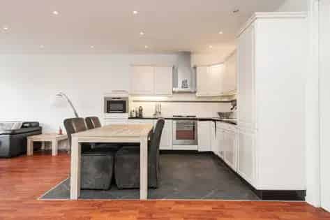 3 kamers huis van 91 m² in Amsterdam