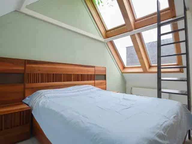 Te Huur: Ruime 3 Slaapkamers Huis in Vijfhuizen
