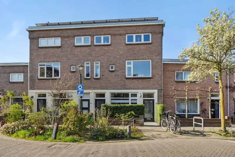 Appartement te koop Den Bosch: 3 Kamer Benedenwoning 105m²