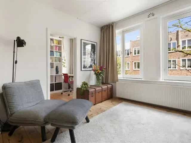 3 Kamerappartement De Baarsjes 50m2 gerenoveerd