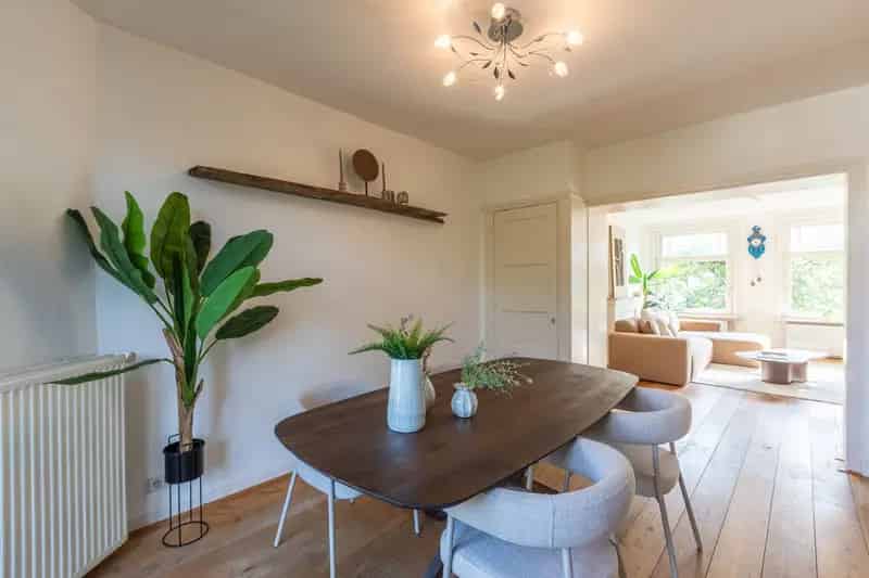 Ruim Appartement Rivierenbuurt 90m2 2 slaapkamers Balkon