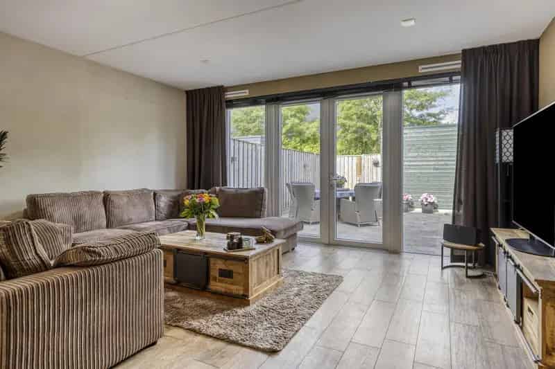Moderne Eengezinswoning Vrouwenpolder 3 slaapkamers Tuin West