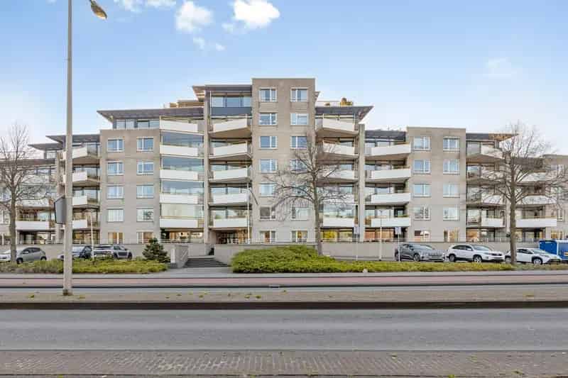 3-kamerappartement Naaldwijk  2 Balkons Eigen Parkeerplaats