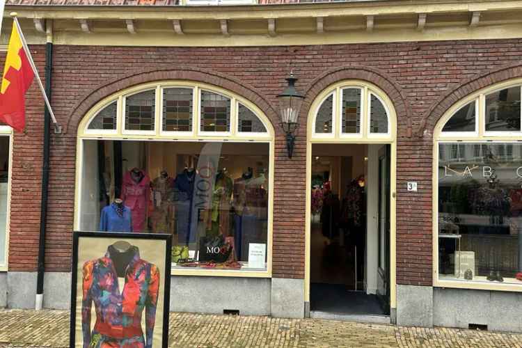 Winkel Driebergen-Rijsenburg | Zoek winkels te koop: Kerkplein 3 a 3972 EK Driebergen-Rijsenburg [funda in business]