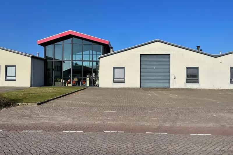 Bedrijfshal te koop Kampen 860m²