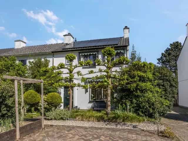 Uitgebouwde Hoekwoning Ede 3 slaapkamers Grote Garage Energielabel B