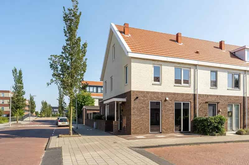 Huis Te Koop , 38, Laan der Verenigde Naties, 's-Gravenzande, Zuid-Holland