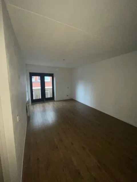 Winschoten- ruim appartement