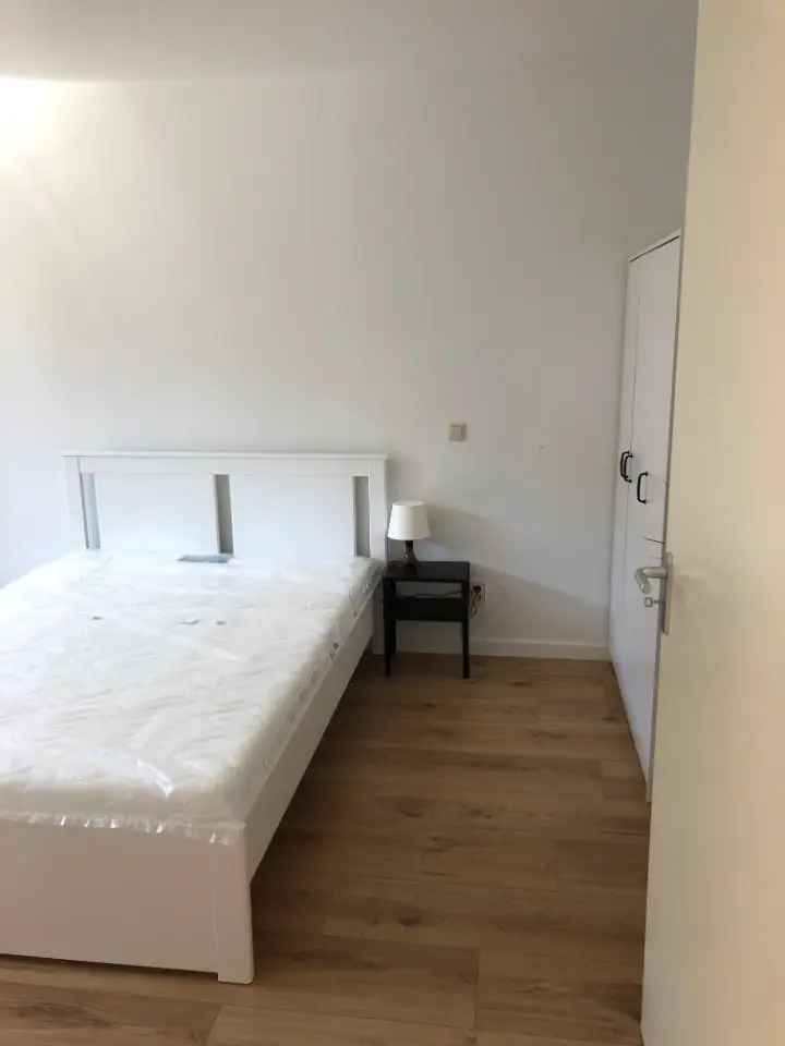 Room to rent plein 40-45