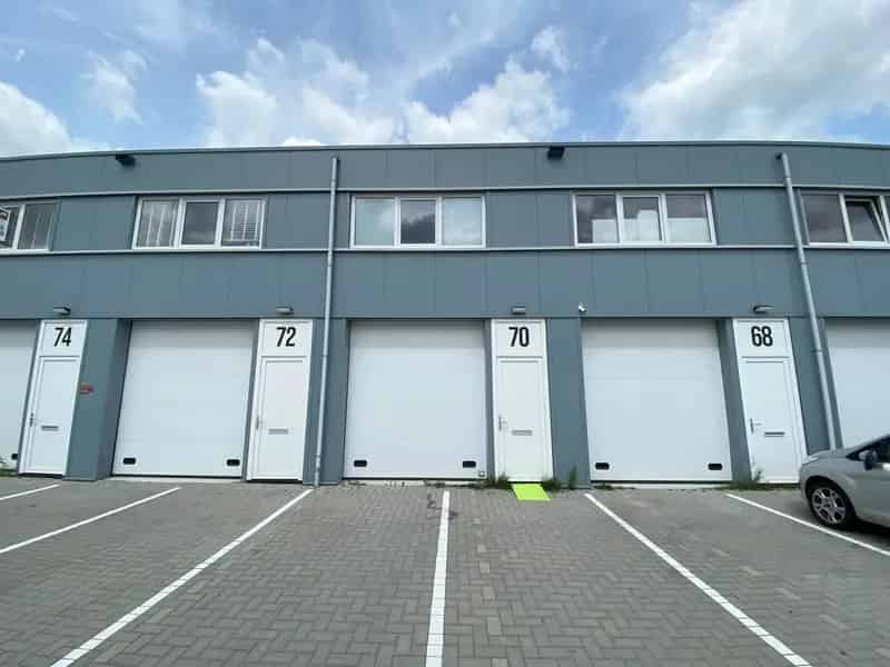 Bedrijfshal te huur Almere Buiten 80m²
