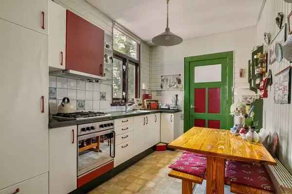 Vrijstaand huis Waddinxveen 5 slaapkamers grote tuin