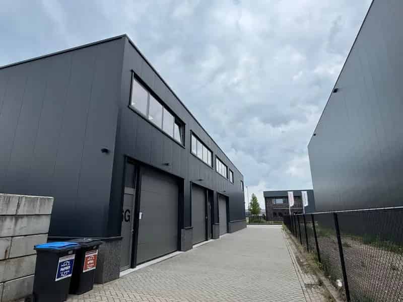 Bedrijfshal Beek en Donk | Zoek bedrijfshallen te huur: Scherpenbeemd 6 5741 TX Beek en Donk 