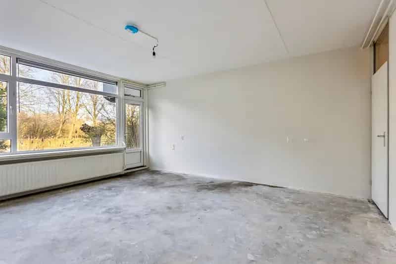2-kamer appartement begane grond 62m2 tuin vrij uitzicht op water