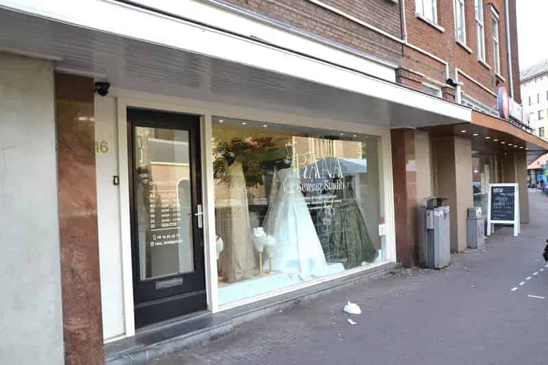 Winkel te Huur Den Haag Torenstraat 124m2 A++