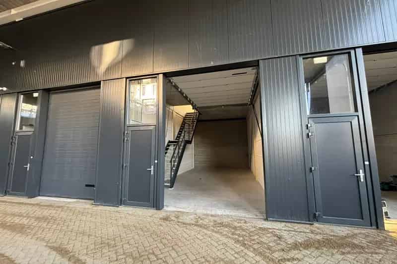 Bedrijfshal te Huur Apeldoorn 102m2 The View
