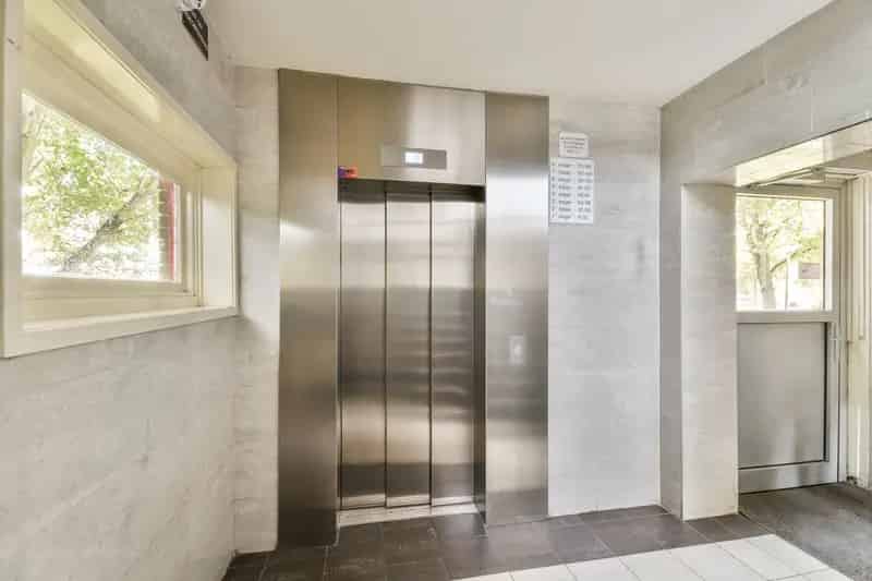 3 Kamer Appartement Amsterdam Nieuw West Zonnig Balkon