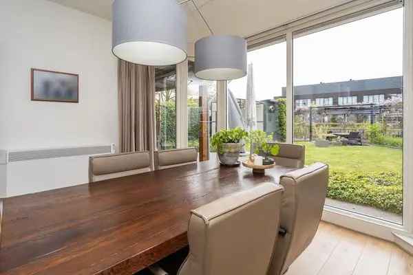 Royale Eengezinswoning De Blaak Garage Tuin Zonnepanelen