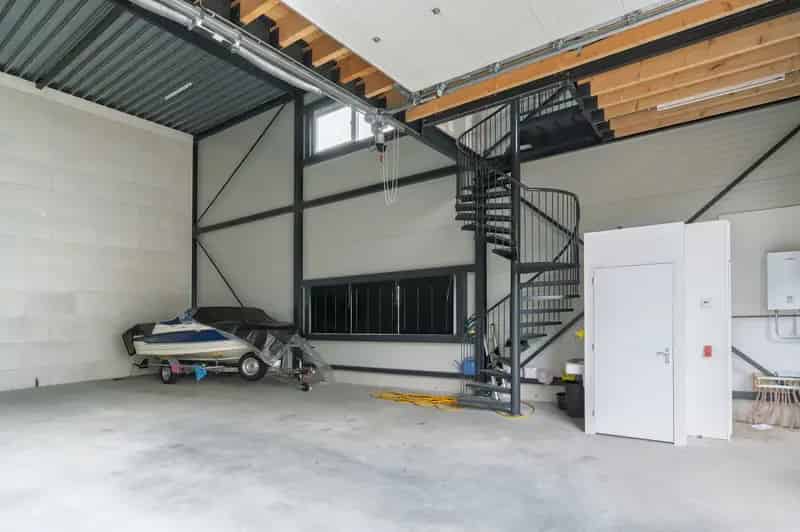 Bedrijfshal te Huur Zutphen 160m2 Industrieterrein