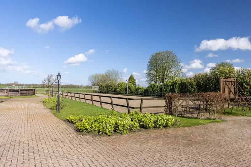 Huis te koop: Luxe Paardenhouderij nabij Naarden